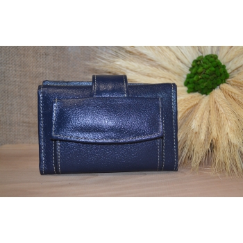 Portfel mały skórzany granatowy z kwiatowym kolorowym haftem .